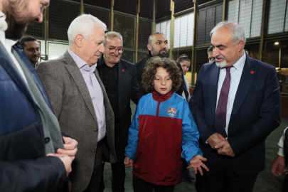 Bursalı gençler istedi, Başkan Bozbey yenileyecek