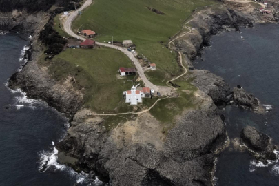İnceburun Feneri denizcilere 163 yıldır yol gösteriyor