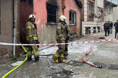 İstanbul'da gecekonduda çıkan yangında bir kişi hayatını kaybetti