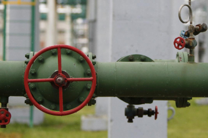 AB, Macaristan ve Slovakya'ya petrol akışını sağlamaya çalışıyor