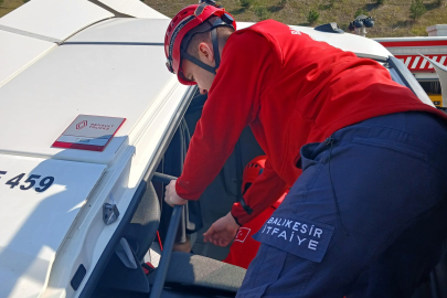 Balıkesir Susurluk'ta tek taraflı kazada sürücü yaralandı