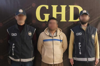 Bayburt’ta göçmen kaçakçılığı operasyonunda 5 düzensiz göçmen ile 5 şüpheli yakalandı