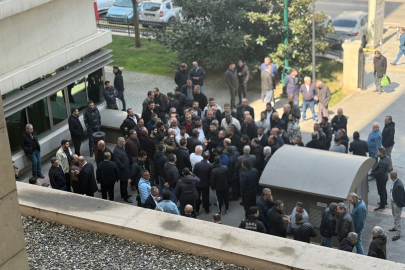 Bursa'da toplu ulaşım gerilimi! Özel halk otobüsçüleri BURULAŞ'a isyan etti: 45 gündür maaş alamıyoruz