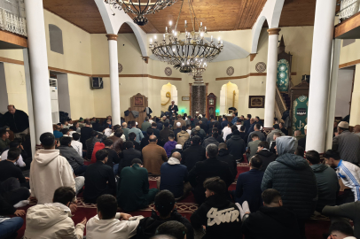 Bursa Yıldırım Belediye Başkanı Oktay Yılmaz, Evlad-ı Fatihan ile kardeşlik sofrasında