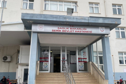 Antalya Serik'te sağlık çalışanlarına saldırdıkları iddiasıyla gözaltına alınan anne ve kızları serbest bırakıldı