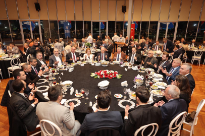 Bursa'da önce mecliste su için tartıştılar, sonra iftarda aynı sofrada buluştular