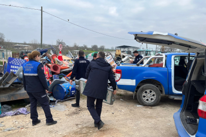 Bursa Nilüfer’de yaya yolları işgallerden arındırıldı