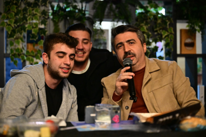 Bursa Yıldırım Belediye Başkanı&nbsp;​​​​​​​Yılmaz’dan öğrencilere sahur sürprizi