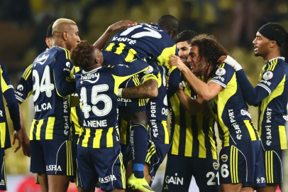 Fenerbahçe'de ayrılık resmen açıklandı: Prim iddiaları sonrasında yönetimden net yaptırım!