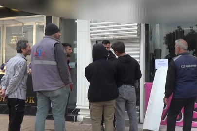 Kuyumcuya güvendiler hayatlarının şokunu yaşadılar! İçeride boş kasa...