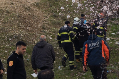 Siirt’te otomobil şarampole yuvarlandı: 1 ölü, 2 yaralı