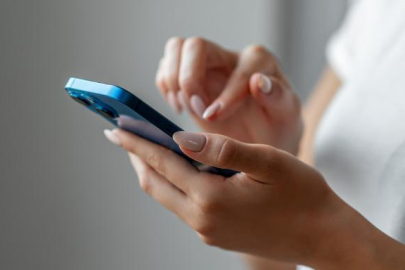 Yeni hack aracı "DarkSword" ortaya çıktı: Yüz milyonlarca iPhone risk altında!