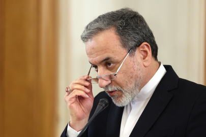 Arakçi’den ABD’ye Vietnam benzetmesi