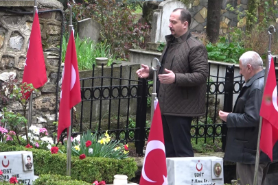 Bursa'da şehitler kabirleri başında dualarla anıldı