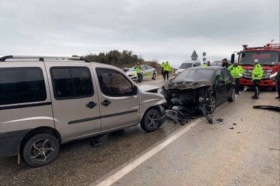 Isparta'da 8 kişinin yaralandığı kaza kamerada