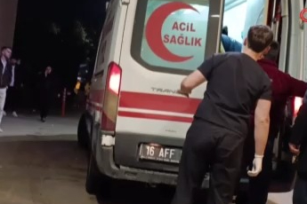 Bursa'da bıçaklı kavgada kan aktı! Yaralılar var...