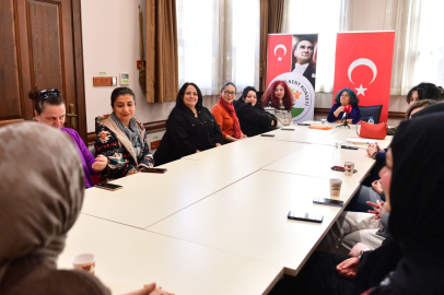 Bursa Osmangazi’de kadınlar ağaç sembolizmiyle haklarını keşfettiler