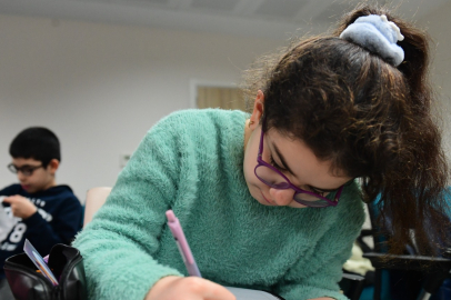 Bursa Osmangazi’de küçük yazarlardan büyük adım