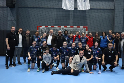 Bursa Büyükşehir Belediyespor yarı final kapısını araladı!