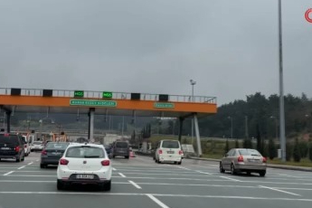 Bursa-İzmir-İstanbul otobanında bayram tatili dönüş yoğunluğu