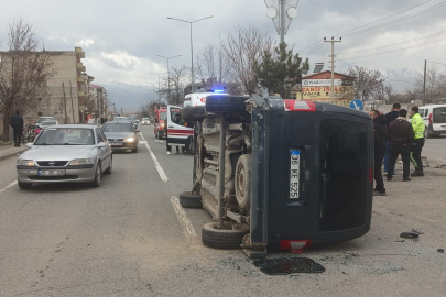 Iğdır’da iki araç çarpıştı: 2 yaralı