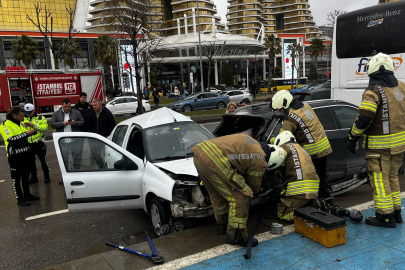 İstanbul Kartal Sahili'nde zincirleme kaza: 1'i ağır 3 yaralı