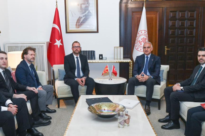 Bakan Ersoy, Kuzey Makedonyalı mevkidaşıyla bir araya geldi