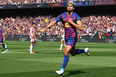 Barcelona zirveyi bırakmıyor