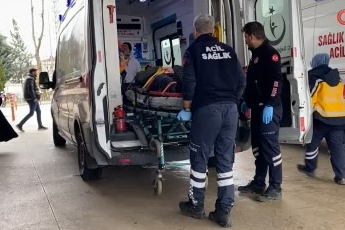 Bursa'da kamyonet ile hafif ticari araç çarpıştı: 4 yaralı