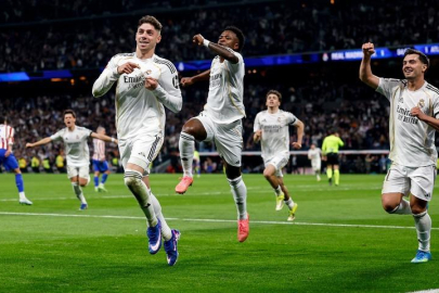 Çılgın İspanyol derbisinde Real Madrid güldü! 5 gol 1 kırmızı kart...