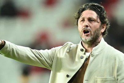 Fatih Tekke 3 ismin biletini kesti!