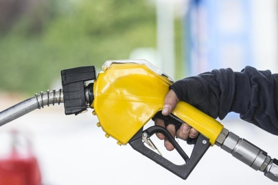 O ülkede akaryakıt satışına kısıtlama! Günlük litre sınırı getirildi