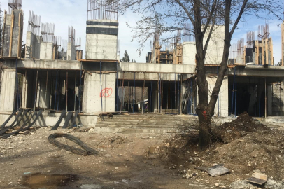 Adıyaman'da inşaat işçisi yüksekten düşerek ağır yaralandı