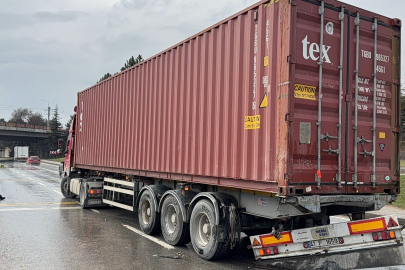 Eskişehir'de 4 aracın karıştığı zincirleme kazada 1 kişi yaralandı