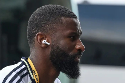 Real Madrid, Fenerbahçe'nin ekmeğine yağ sürdü!