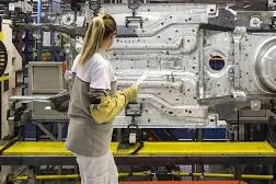 Reel kesim güveninde 4,5 yılın en hızlı düşüşü