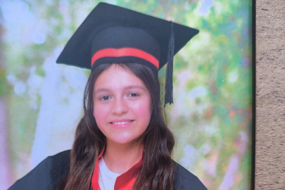 Adana'da cep telefonu elinden alınınca evden kaçan 13 yaşındaki kız aranıyor