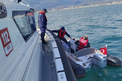 Balıkesir Edremit'te botta mahsur kalan şahıs kurtarıldı