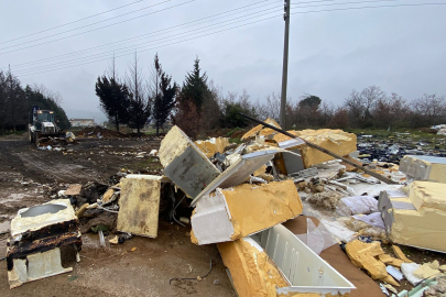 Bursa Orhangazi'de duyarsızlık nedeniyle&nbsp;oluşan kirliliğe neşter