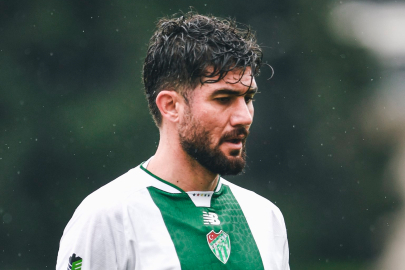 Bursaspor’un tecrübeli ismi Soner Aydoğdu’dan şampiyonluk sözleri!