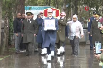 Konyalı şehit Uzman Çavuş Selman Akarsel son yolculuğuna uğurlandı