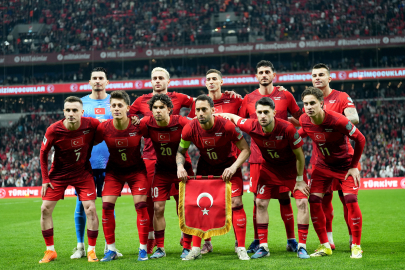 A Milli Futbol Takımı'nda 8 değişiklik