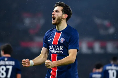 Arsenal'den Kvaratskhelia'ya kanca