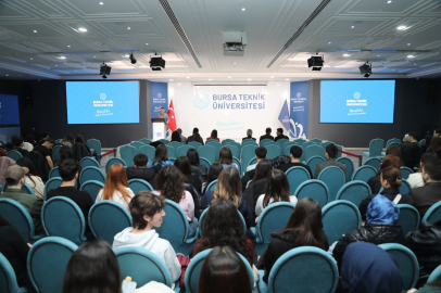 Bursa'da "Tercihten Önce Üniversiteni Yaşa" projesi özel lise öğrencilerini ağırlıyor