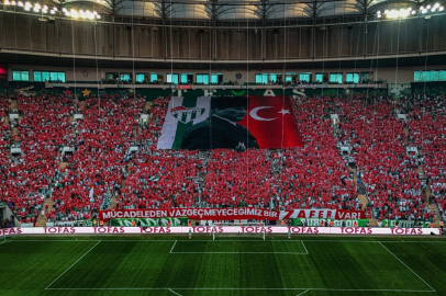 Bursaspor’dan Milli Takım’a başarı mesajı