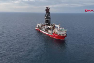 Abdülhamid Han, Kocaeli açıklarında yılın ilk keşif sondajına başladı