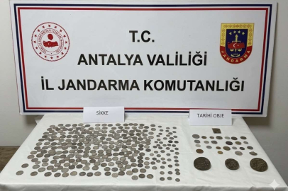 Antalya'da tarihi eser kaçakçılığı operasyonunda 2 kişi yakalandı