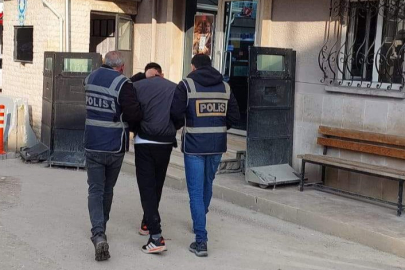 Bursa'da aranan şahıs polis operasyonuyla yakalandı