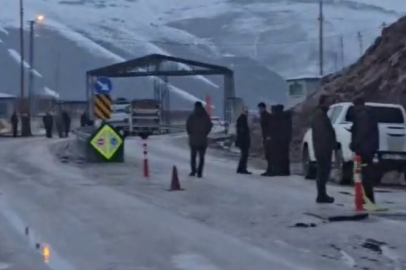Hakkari Yüksekova yolu heyelan riski nedeniyle gece trafiğe kapatılacak