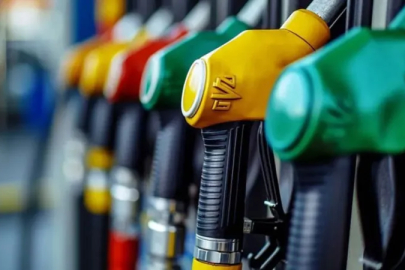 İndirim kısa sürdü: Motorine dev zam geliyor!